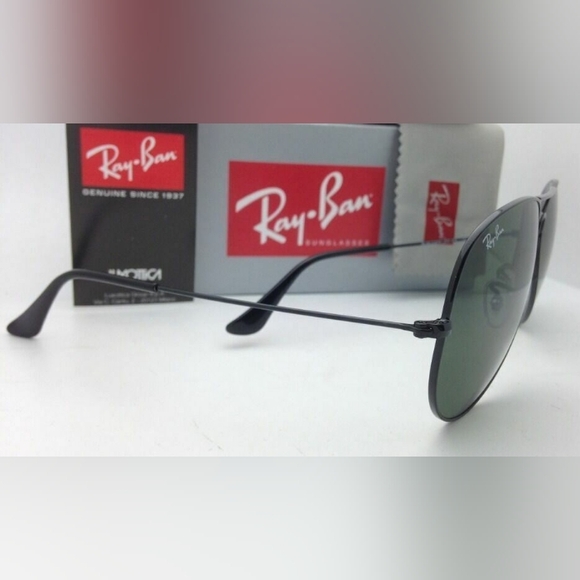 LIKE NEW RayBan Aviator RB3025 Black Ray ban Sunglasses - Picture 6 of 16